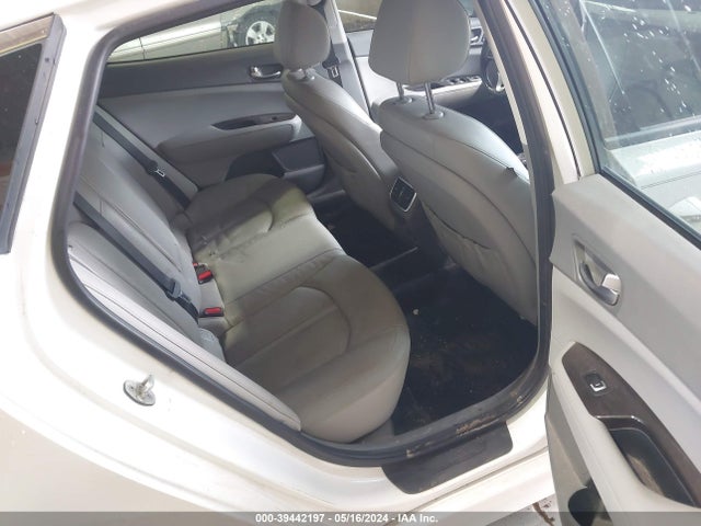 KIA OPTIMA EX 2018 5XXGU4L32JG227061 Image 8