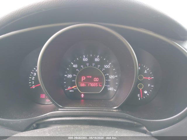 KIA Soul 2016 KNDJN2A26G7241595 Image 7