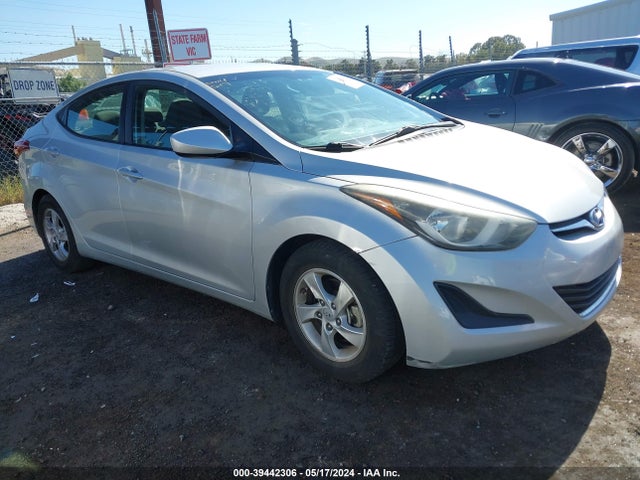 2015 5NPDH4AE9FH643051 main image