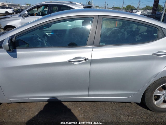 Hyundai ELANTRA SE 2015 5NPDH4AE9FH643051 Image 13