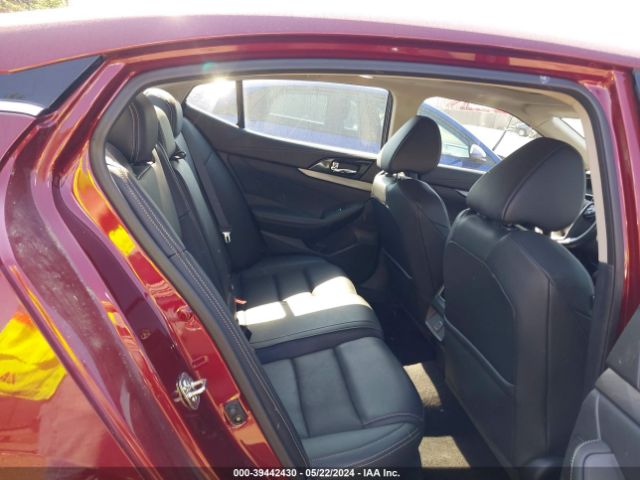 1N4AA6APXJC388781 Nissan Maxima 3.5 Sl