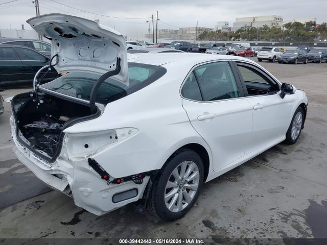 Toyota CAMRY LE 2020 4T1C11AK0LU866063 Image 4