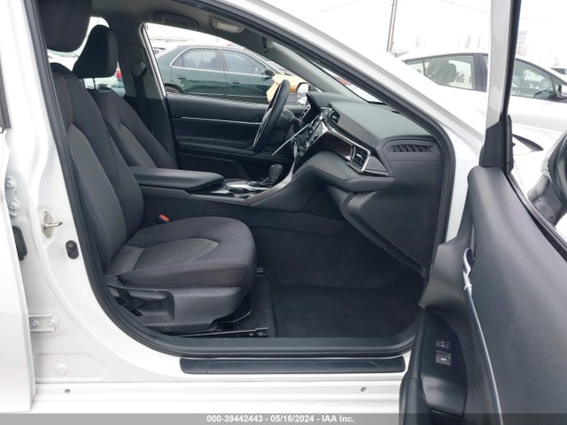 Toyota CAMRY LE 2020 4T1C11AK0LU866063 Image 5