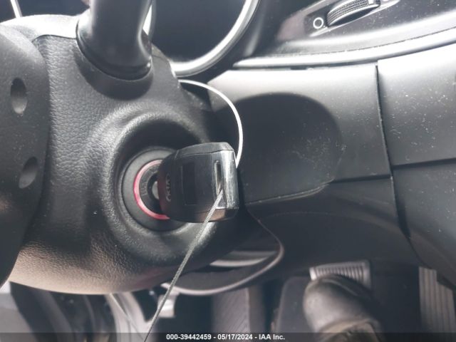 KNAGM4A74F5638461 KIA Optima Lx