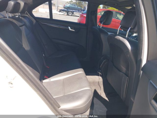 WDDGF4HB8EA932349 Mercedes-Benz C 250 Luxury/sport
