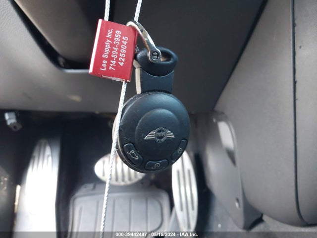 2007 MINI COOPER S WMWMF73507TL91849 Photo 10