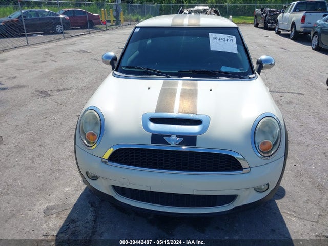 2007 MINI COOPER S WMWMF73507TL91849 Photo 5