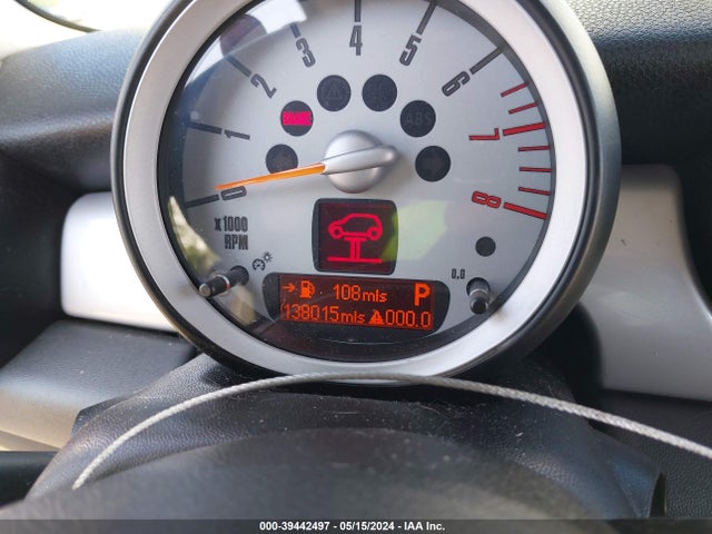 2007 MINI COOPER S WMWMF73507TL91849 Photo 6