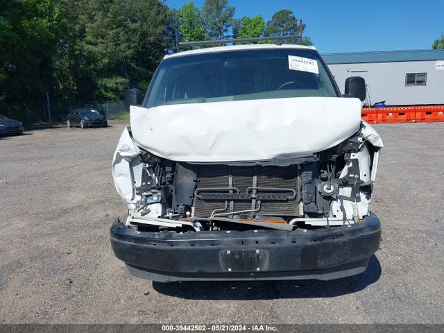 Chevrolet Express 2500 Work Van 2018 1GCWGAFG2J1311845 Image 6