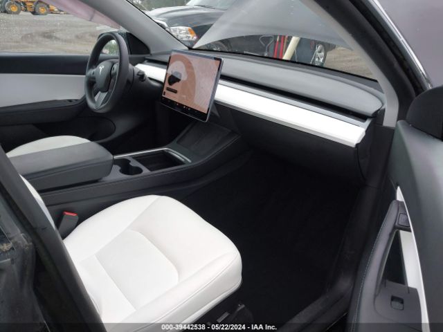 5YJYGDEE1MF216182 Tesla Model Y Long Range Dual Motor All-wheel Drive