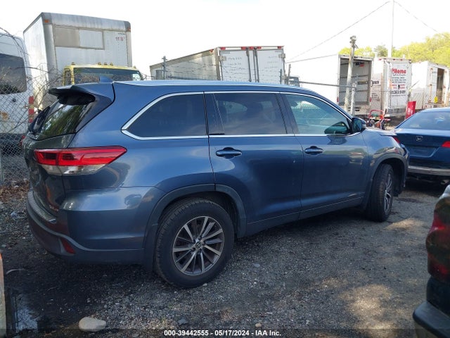 Toyota Highlander Xle 2019 5TDJZRFH4KS953824 Image 14