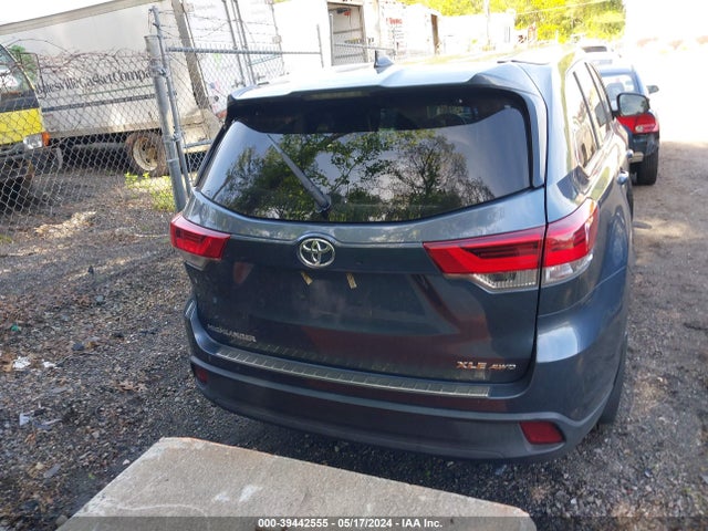 Toyota Highlander Xle 2019 5TDJZRFH4KS953824 Image 17