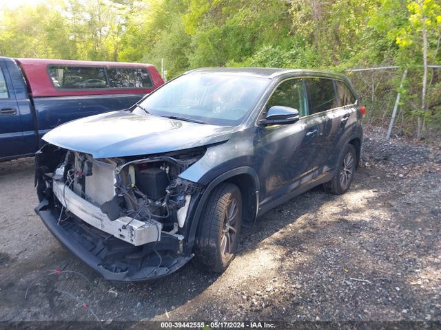 Toyota Highlander Xle 2019 5TDJZRFH4KS953824 Image 2
