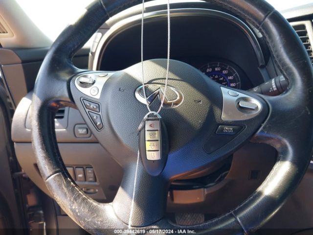 JN8CS1MW0HM411726 Infiniti QX70