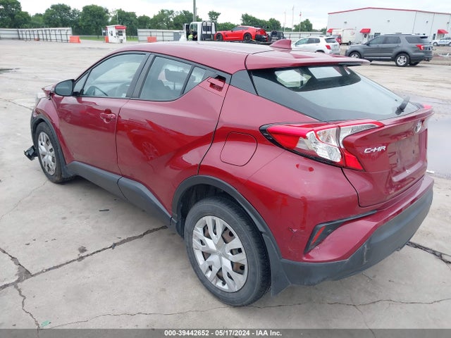 Toyota C-HR LE 2019 NMTKHMBX8KR090340 Image 3