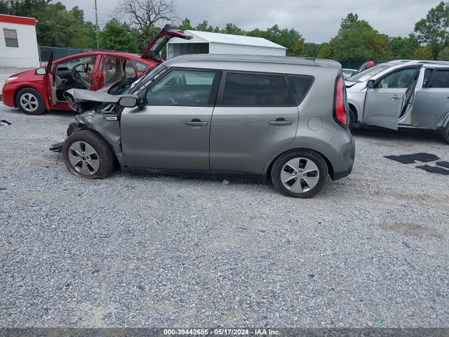 KIA Soul 2016 KNDJN2A2XG7330246 Image 15