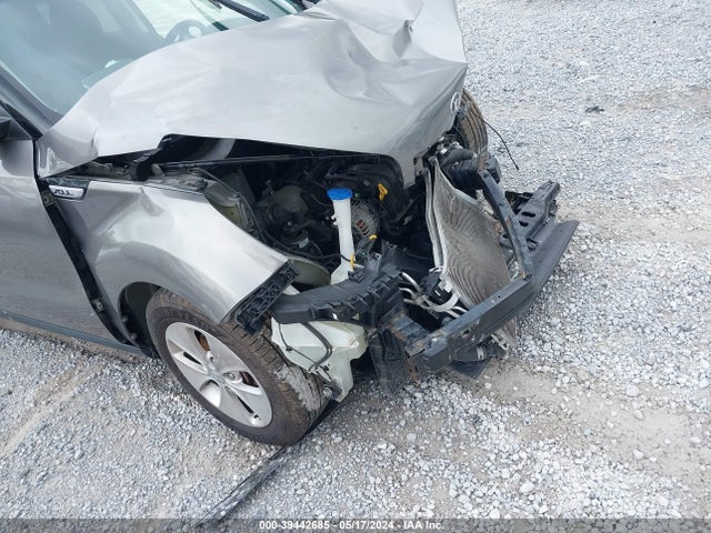 KIA Soul 2016 KNDJN2A2XG7330246 Image 6