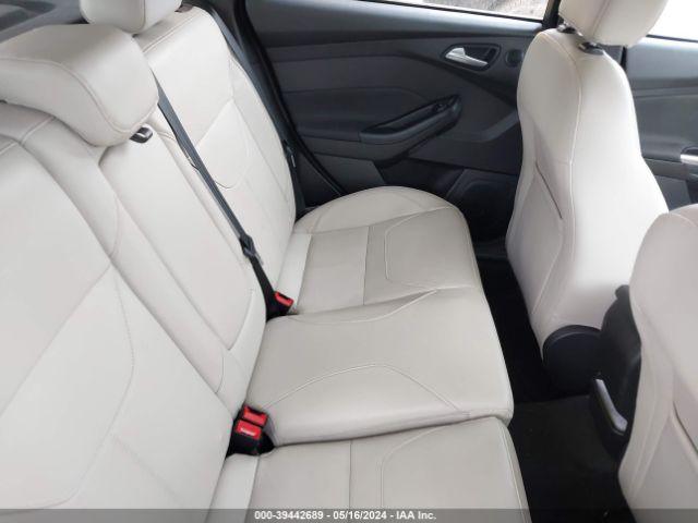 1FADP3N28JL283312 Ford Focus Titanium