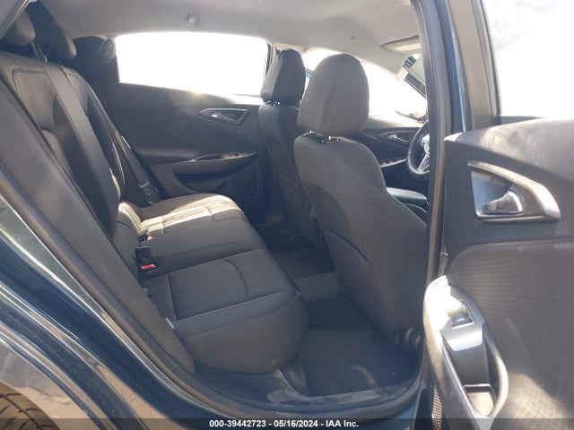 Chevrolet Malibu 1fl 2019 1G1ZC5ST8KF170084 Image 8