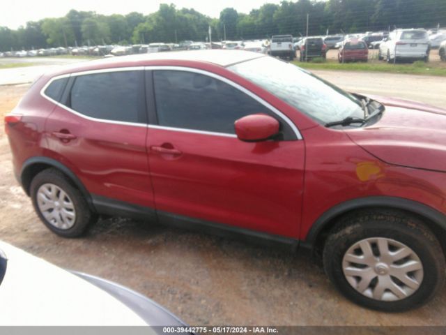 JN1BJ1CPXJW180139 Nissan Rogue Sport S