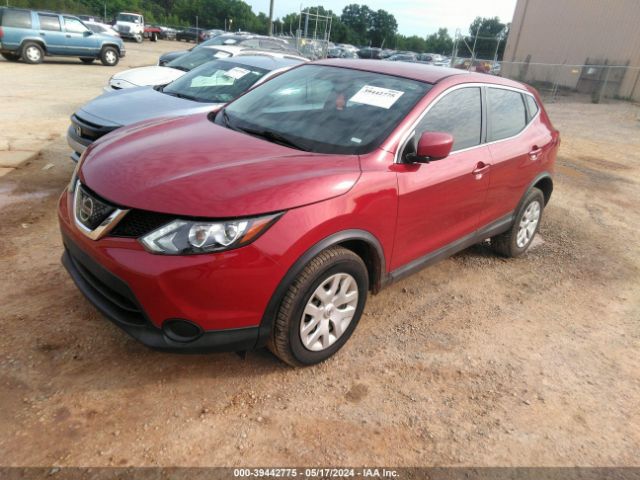 JN1BJ1CPXJW180139 Nissan Rogue Sport S