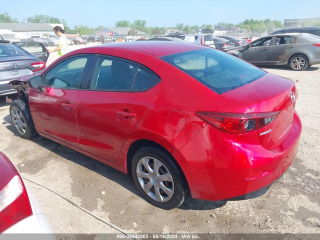 Продажа на аукционе авто 2015 Mazda Mazda3 I Sport, vin: 3MZBM1U76FM134895, номер лота: 39442803