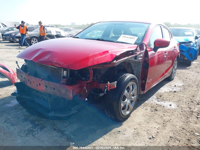 Продажа на аукционе авто 2015 Mazda Mazda3 I Sport, vin: 3MZBM1U76FM134895, номер лота: 39442803