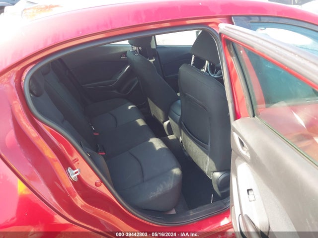 Продажа на аукционе авто 2015 Mazda Mazda3 I Sport, vin: 3MZBM1U76FM134895, номер лота: 39442803