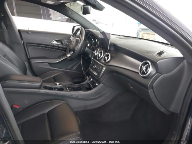 WDDSJ4EB4JN675125 Mercedes-Benz CLA 250