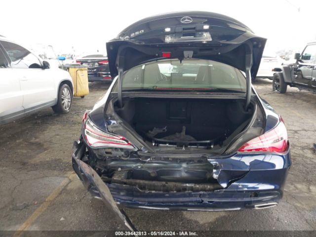 WDDSJ4EB4JN675125 Mercedes-Benz CLA 250