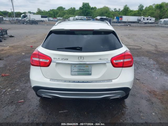 WDCTG4GB4FJ074090 Mercedes-Benz Gla 250 4matic