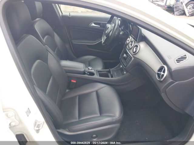 WDCTG4GB4FJ074090 Mercedes-Benz Gla 250 4matic