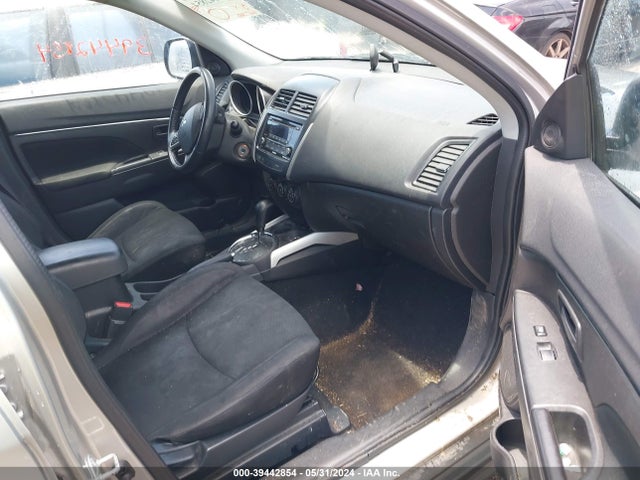 4A4AP3AU6EE017181 Mitsubishi Outlander Sport Es