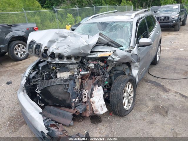 1C4PJLCB5GW149196 Jeep Cherokee Latitude