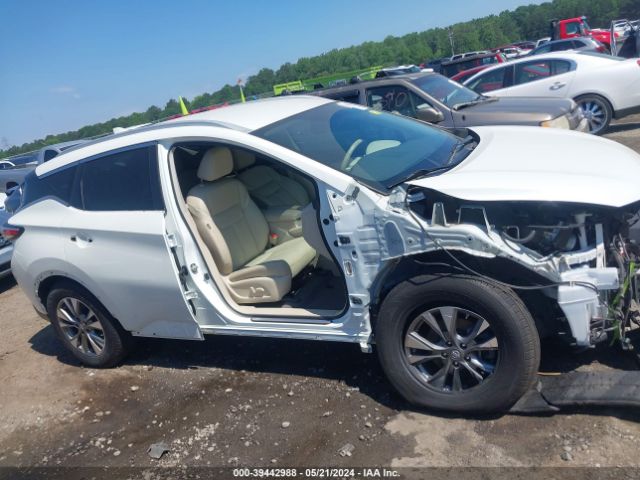 5N1AZ2MGXJN123527 Nissan MURANO SL