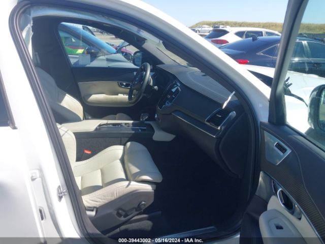 YV4A22PM2L1618354 Volvo Xc90 T6 R-design 7 Passenger