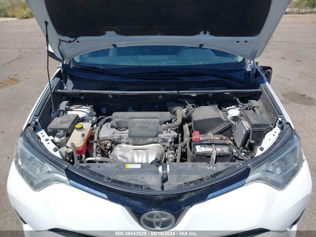 Toyota Rav4 Xle 2018 2T3RFREV6JW791226 Image 10