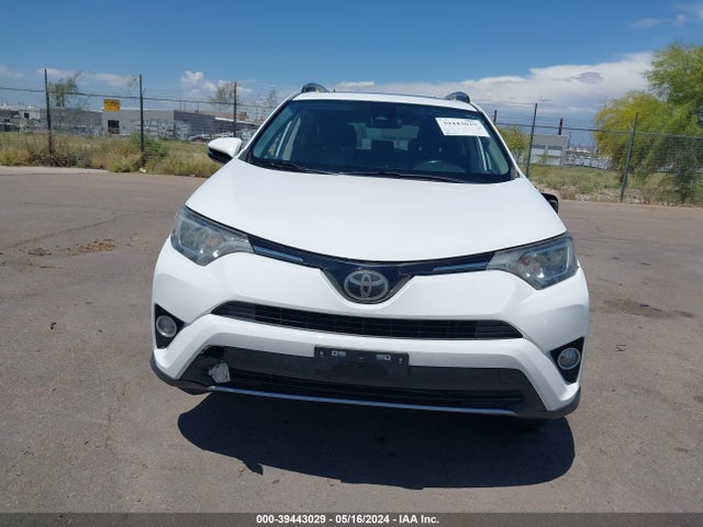 Toyota Rav4 Xle 2018 2T3RFREV6JW791226 Image 12
