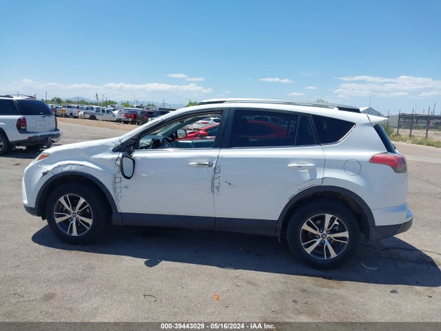 Toyota Rav4 Xle 2018 2T3RFREV6JW791226 Image 14