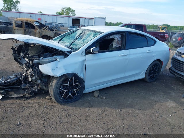 1C3CCCBB7FN613950 Chrysler 200 S