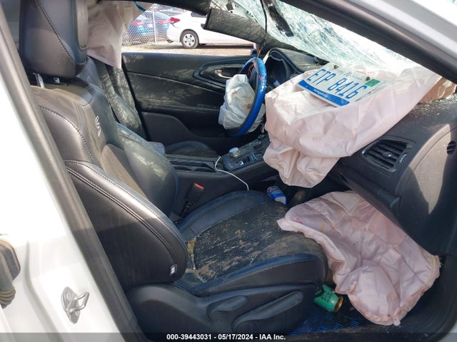 1C3CCCBB7FN613950 Chrysler 200 S
