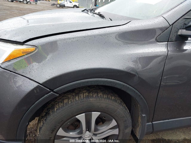 Toyota RAV4 LE 2016 JTMBFREV7GJ085634 Image 19