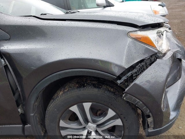 Toyota RAV4 LE 2016 JTMBFREV7GJ085634 Image 21
