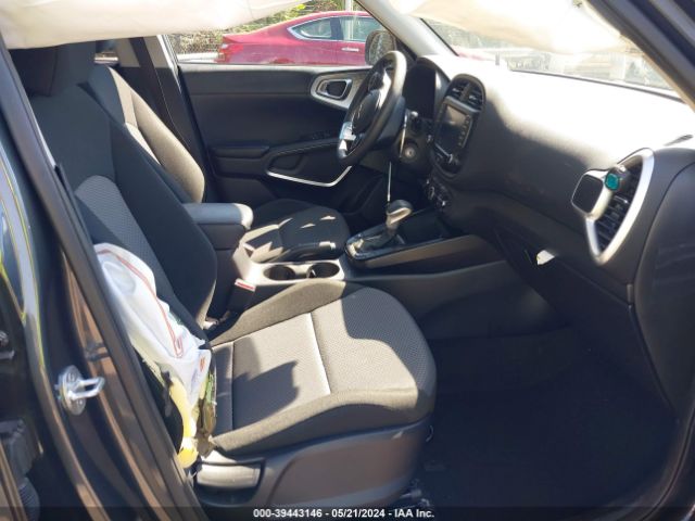 KNDJ23AU5N7816038 KIA SOUL LX