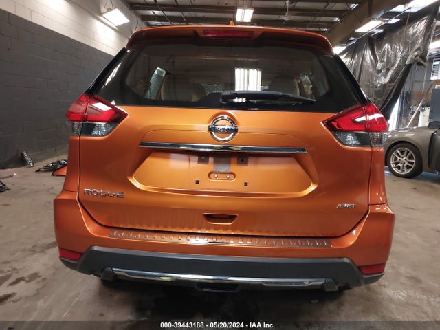 Nissan ROGUE S 2017 JN8AT2MV6HW000577 Image 17
