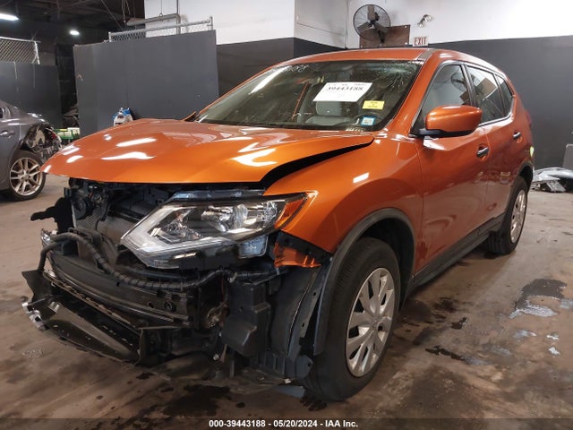 Nissan ROGUE S 2017 JN8AT2MV6HW000577 Image 2