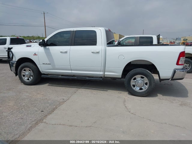 3C6UR5DL5MG628475 RAM 2500 Big Horn  4x4 6'4 Box