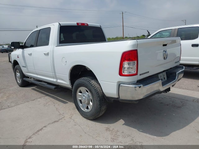 3C6UR5DL5MG628475 RAM 2500 Big Horn  4x4 6'4 Box