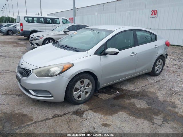 KIA FORTE LX 2015 KNAFX4A68F5328114 Image 2