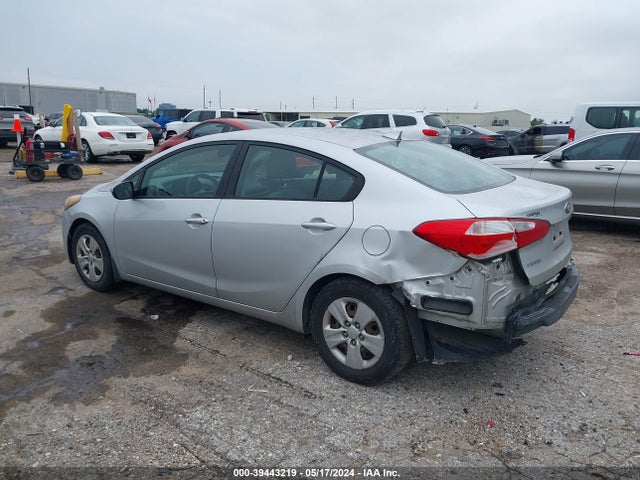 KIA FORTE LX 2015 KNAFX4A68F5328114 Image 3